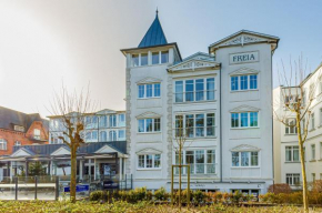 Villa Freia App 16 - b nur 20m zum Strand in Binz b